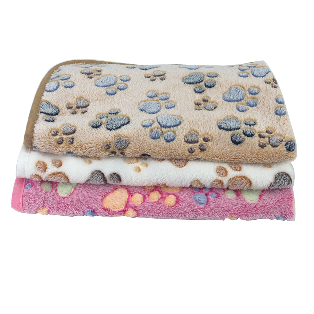 Blanket Winter Coral plush paw print blanket