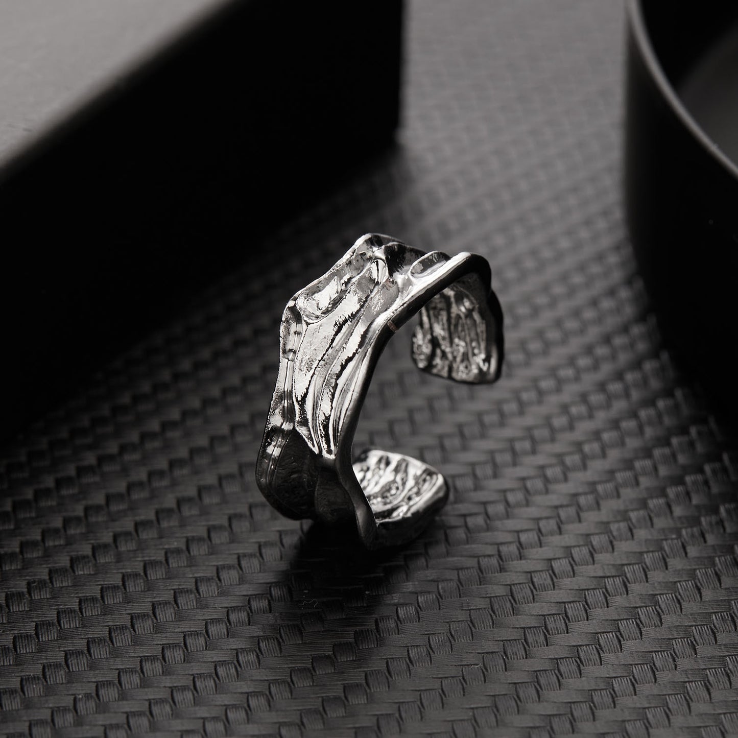 Minimalist Irregular Twined Finger Rings