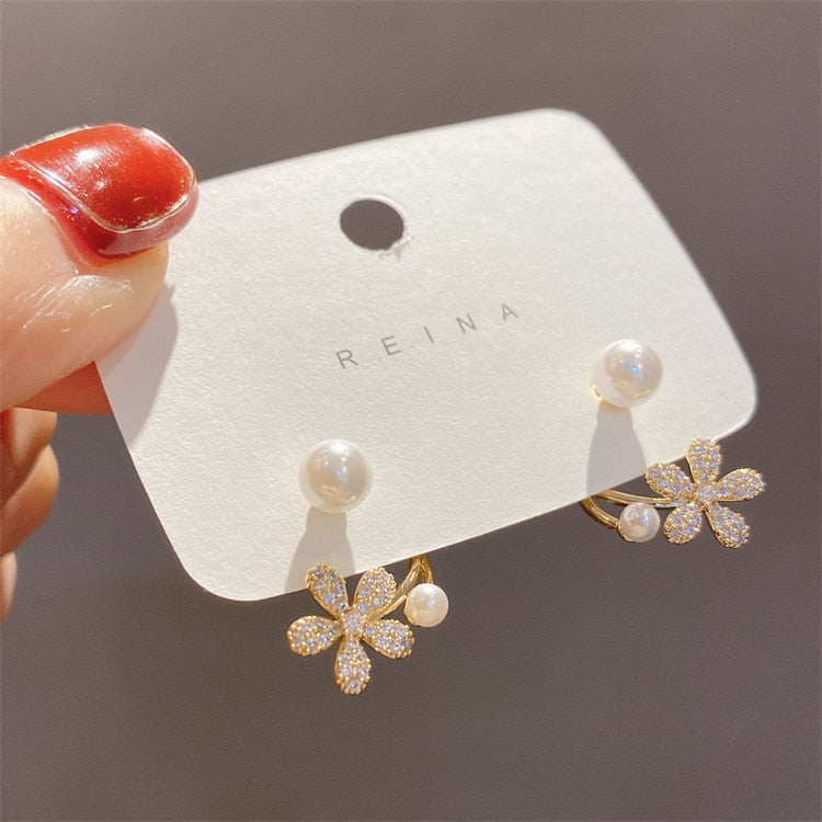 Pearl Flower Stud Earrings