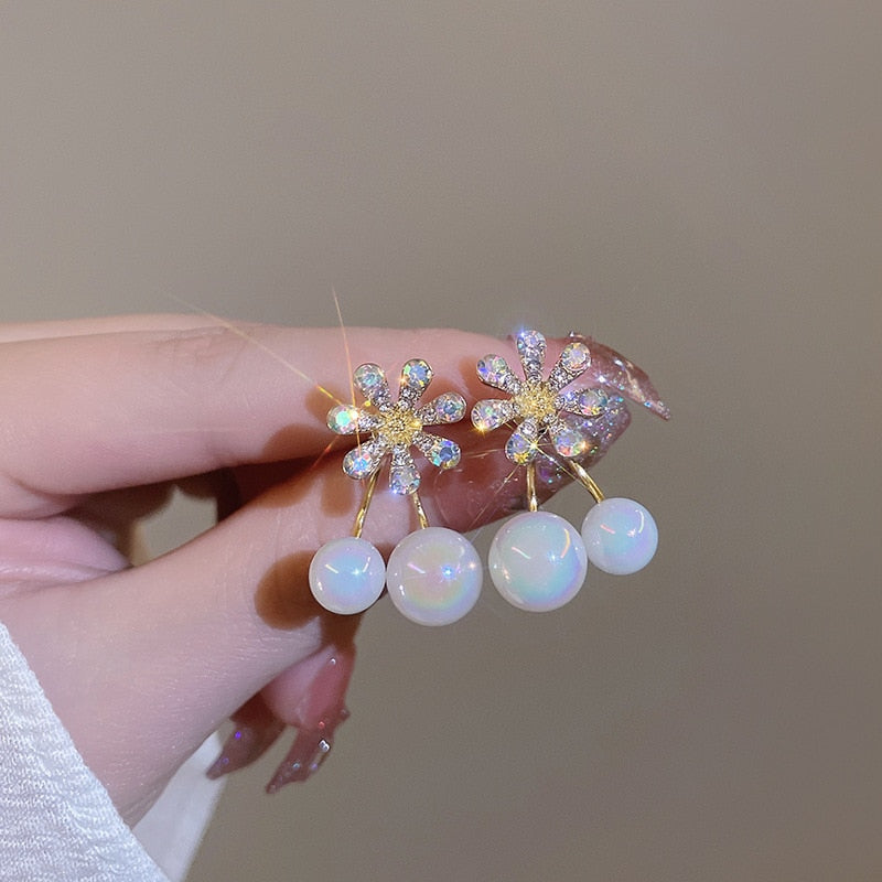Pearl Flower Stud Earrings