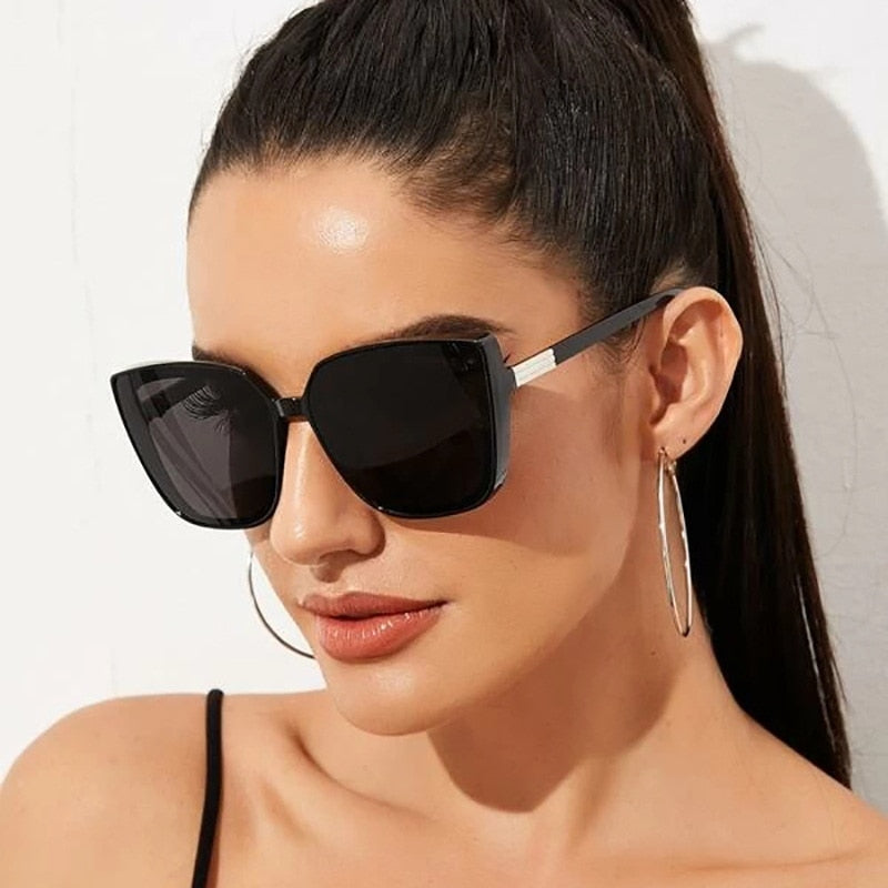 Woman Vintage Black Mirror Sun Glasses